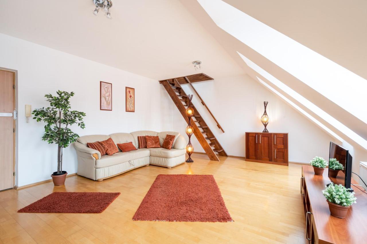 Beautiful Apartment With Ac Budapest Ngoại thất bức ảnh